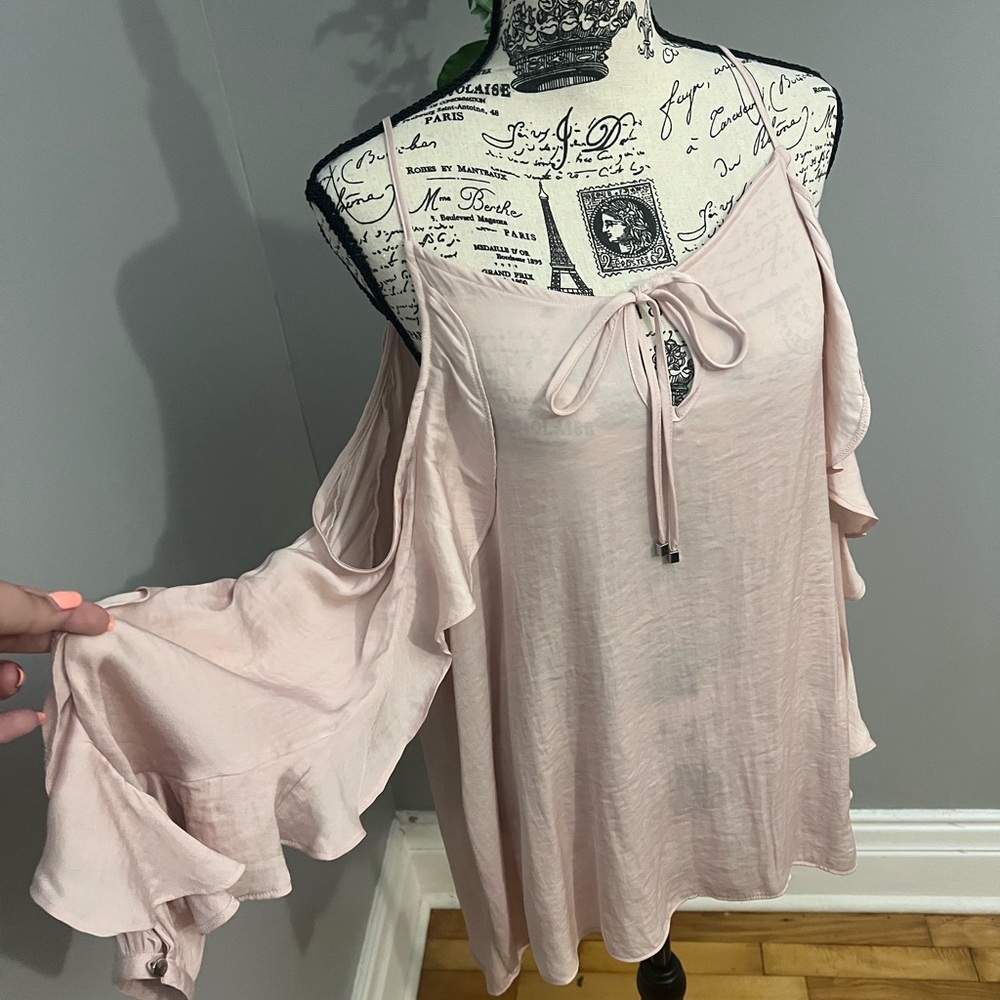 Jessica Simpson Blush Pink Cold Shoulder Ruffle Sleeve Top - Picture 3 of 6